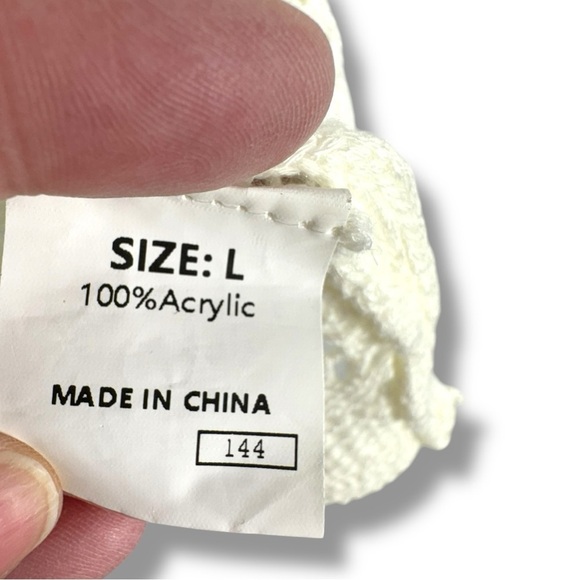 Pointelle Crocheted V Neck Scalloped Hem Tank Sweater, Ivory Cream, Size Large - Picture 6 of 10